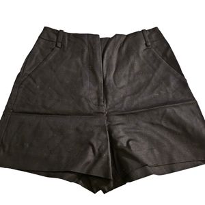 Black short